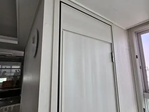 철문레일 교체 현장 사진 2