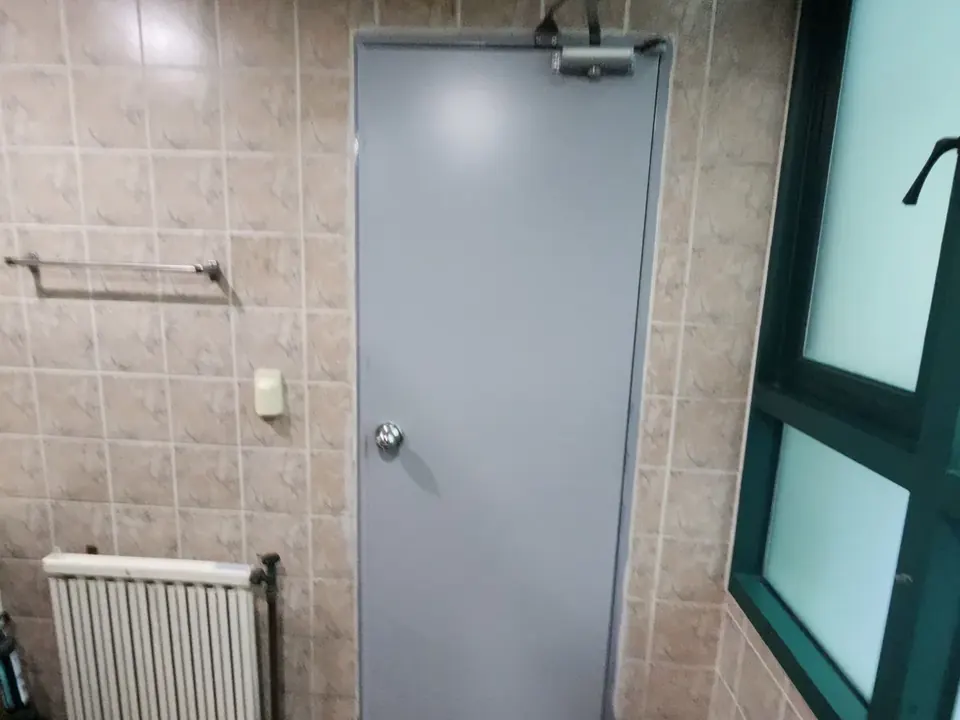안산 철문힌지 교체 시공 전